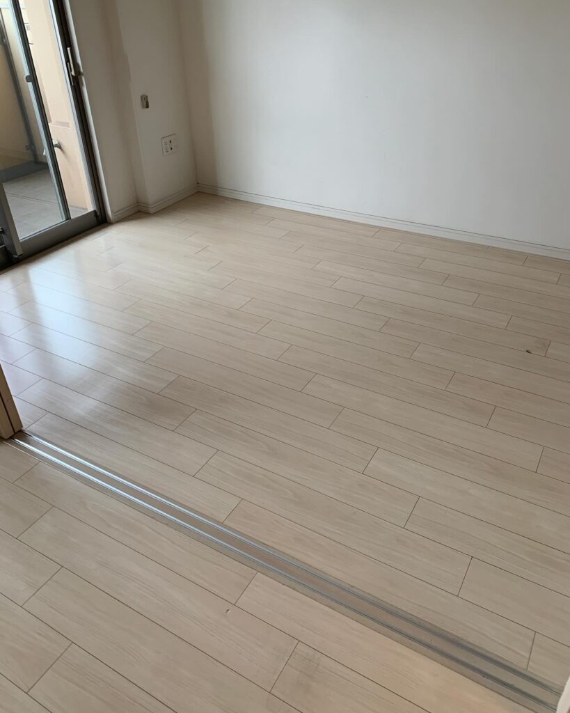 姫路市北条の特殊清掃で体液汚染を除去したマンションの床
