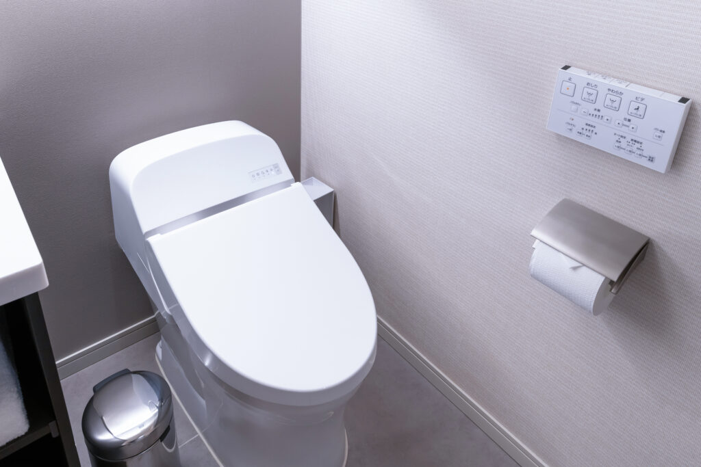清潔なトイレ空間のクリーニング